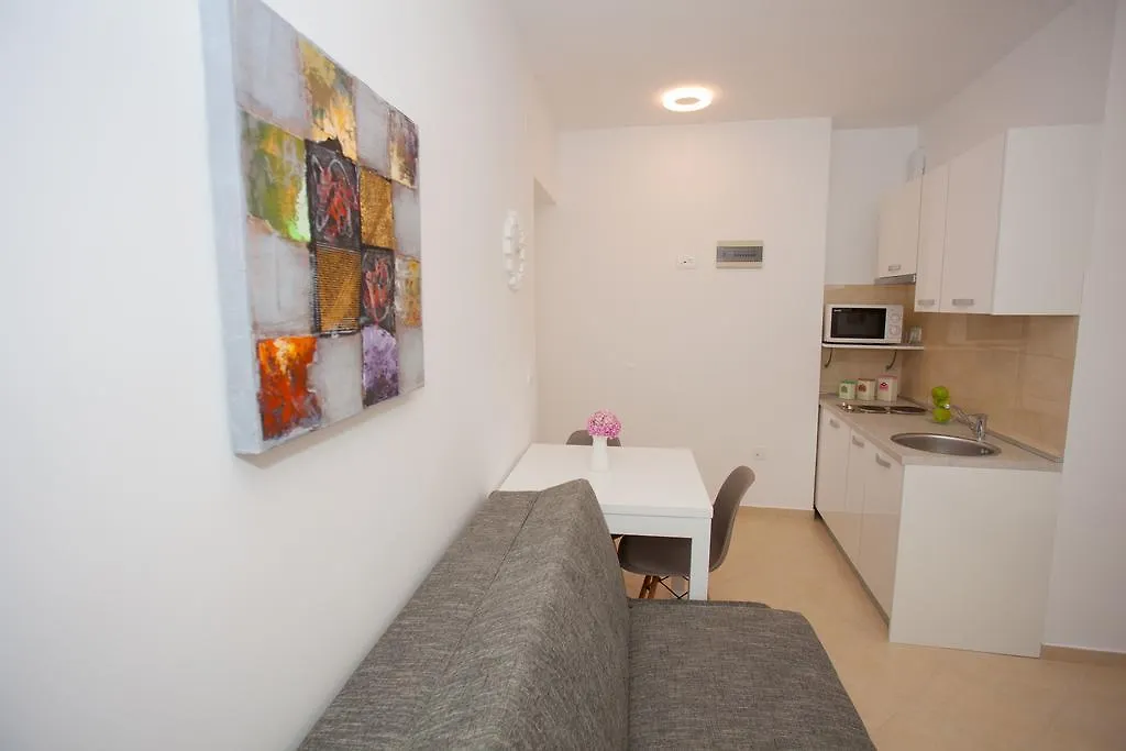 Summer Lounge Apartments Split